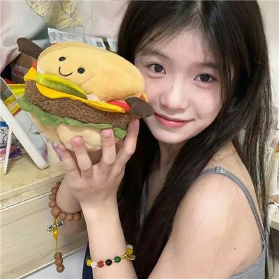 猫眼女枪手